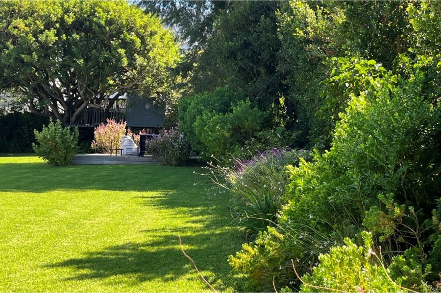 4 Bedroom Property for Sale in Constantia Western Cape